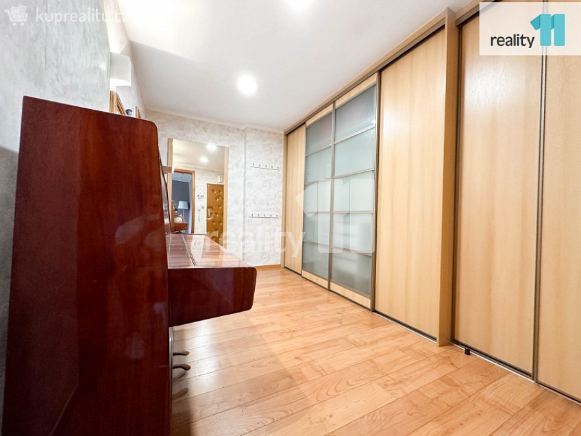 Pronájem bytu 3+1 84 m^2 Komenského, Napajedla 