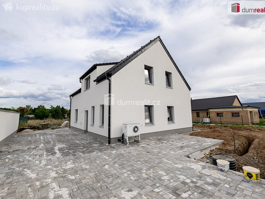 Prodej  rodinného domu 165 m^2 Jižní, Lužná 