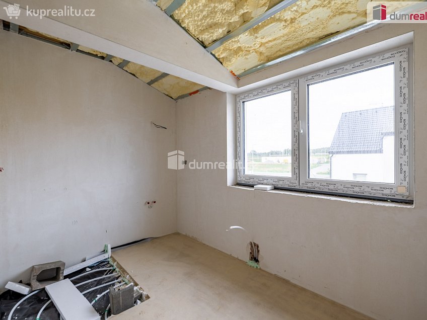 Prodej  rodinného domu 165 m^2 Jižní, Lužná 