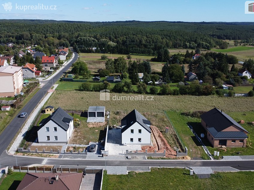 Prodej  rodinného domu 165 m^2 Jižní, Lužná 