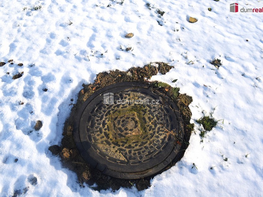 Prodej  stavebního pozemku 1180 m^2 Bělá pod Bezdězem, Bělá pod Bezdězem 