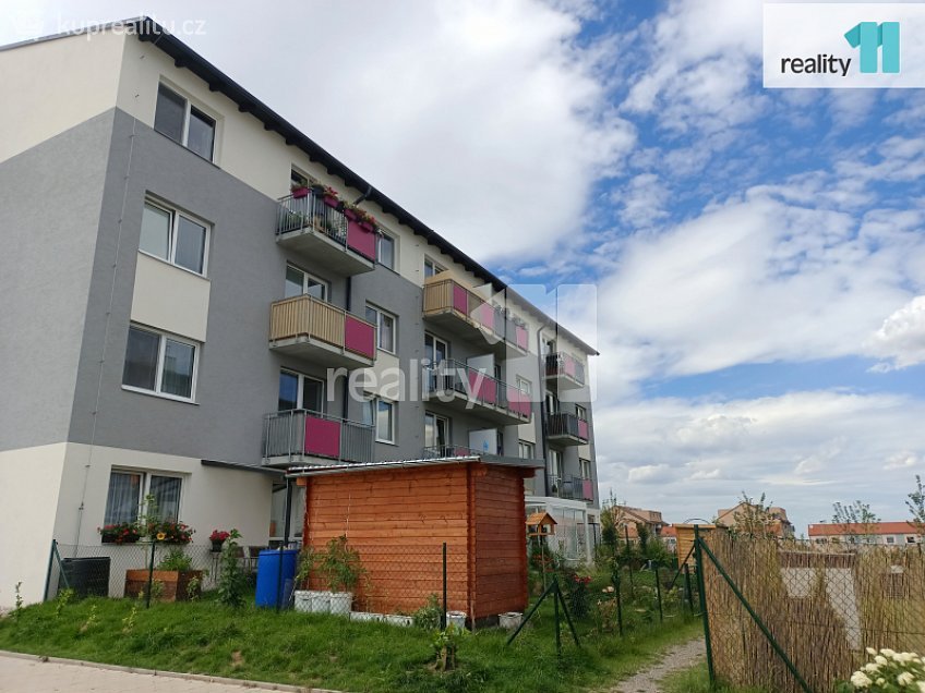 Pronájem bytu 2+kk 60 m^2 Štěrbova, Chýně 