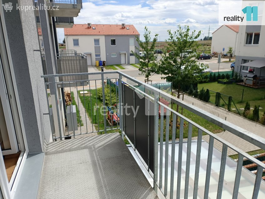 Pronájem bytu 2+kk 60 m^2 Štěrbova, Chýně 