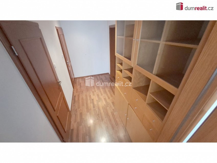 Prodej bytu 3+kk 82 m^2 Tererova, Praha 11 