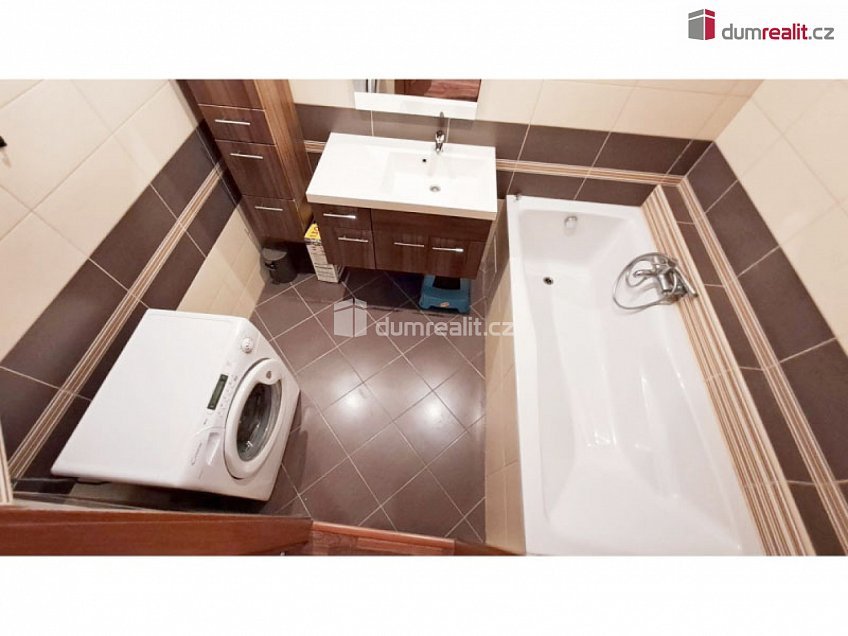 Prodej bytu 3+kk 82 m^2 Tererova, Praha 11 