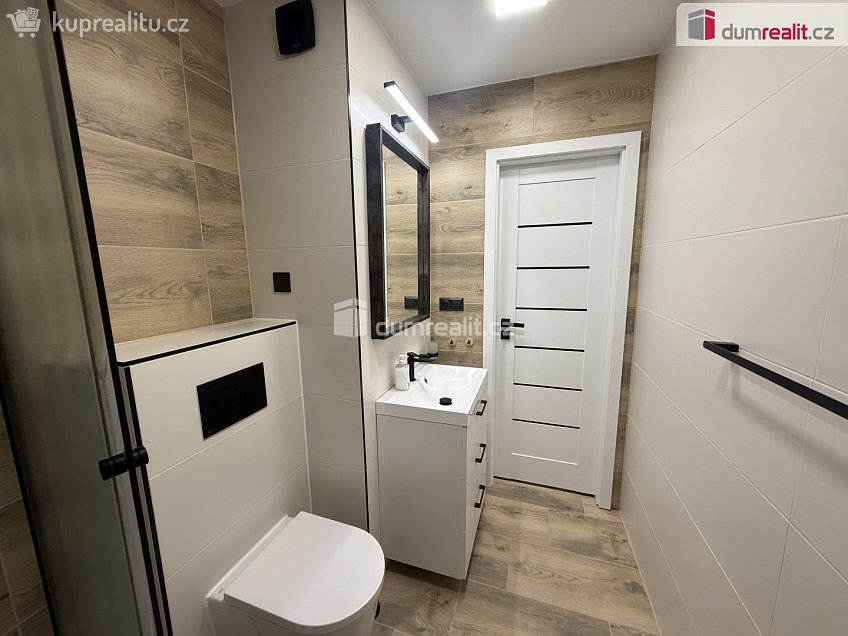 Pronájem bytu 1+1 42 m^2 Zvonková, Ústí nad Labem 