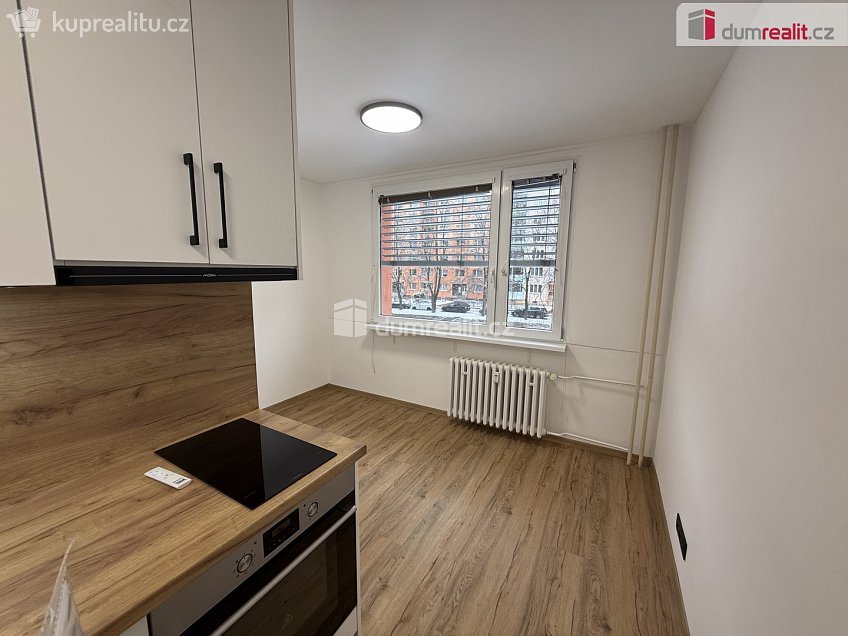 Pronájem bytu 1+1 42 m^2 Zvonková, Ústí nad Labem 