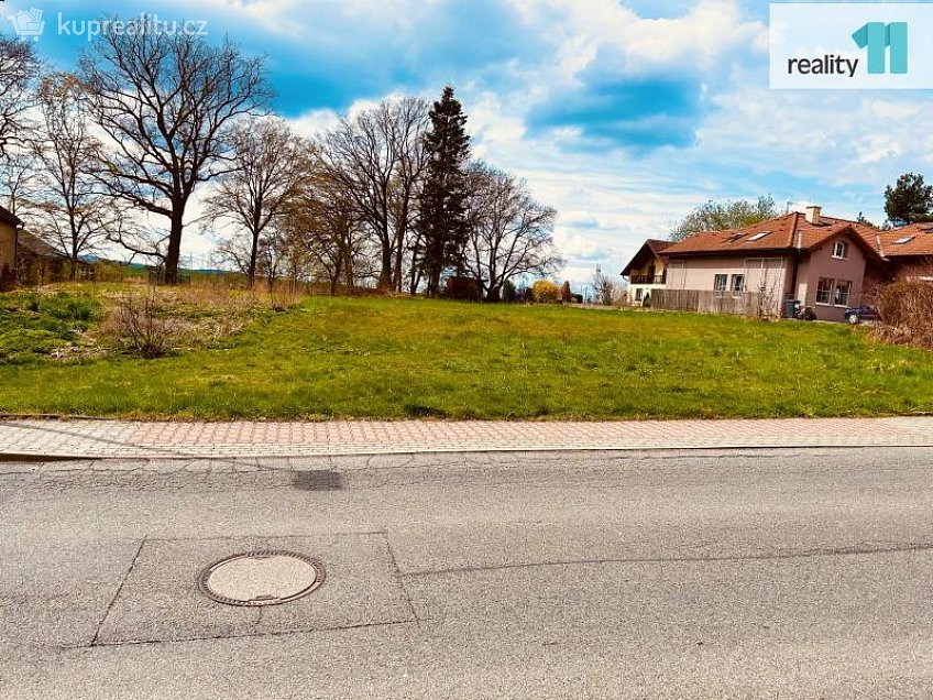 Prodej  stavebního pozemku 1725 m^2 Libeř, Libeř 