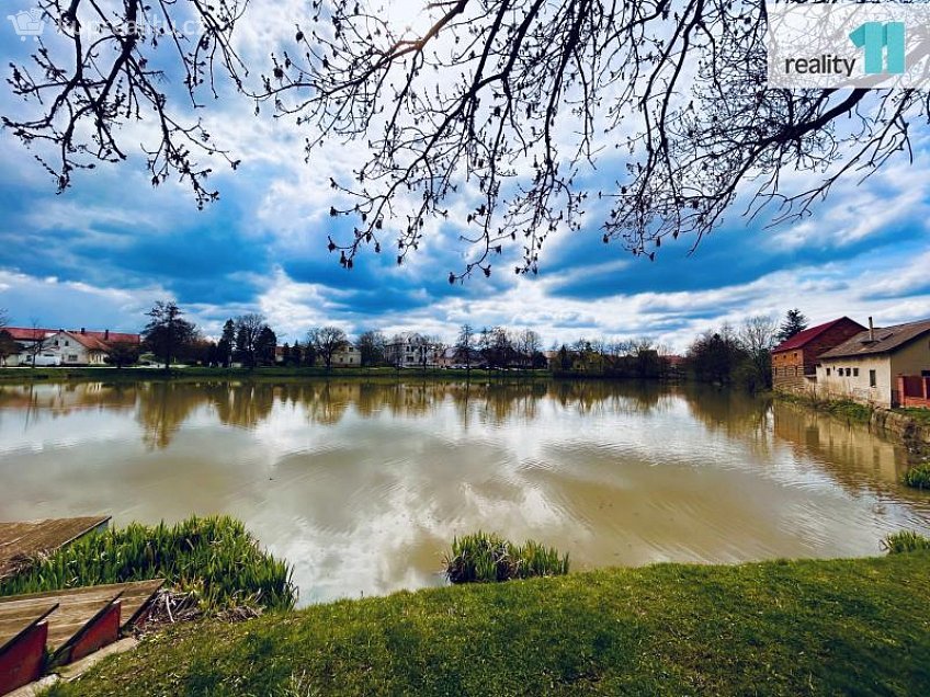 Prodej  stavebního pozemku 1725 m^2 Libeř, Libeř 