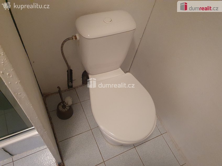 Pronájem bytu 1+kk 20 m^2 Kamenická, Děčín 