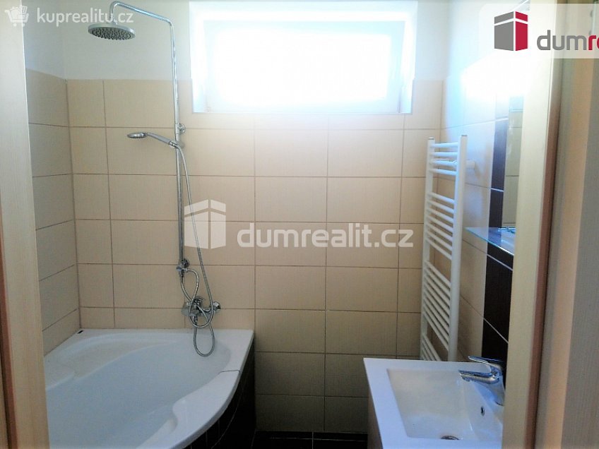 Pronájem bytu 2+1 57 m^2 Pražská, Benátky nad Jizerou 