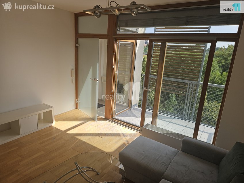 Pronájem bytu 2+kk 58 m^2 K lesu, Praha 12 