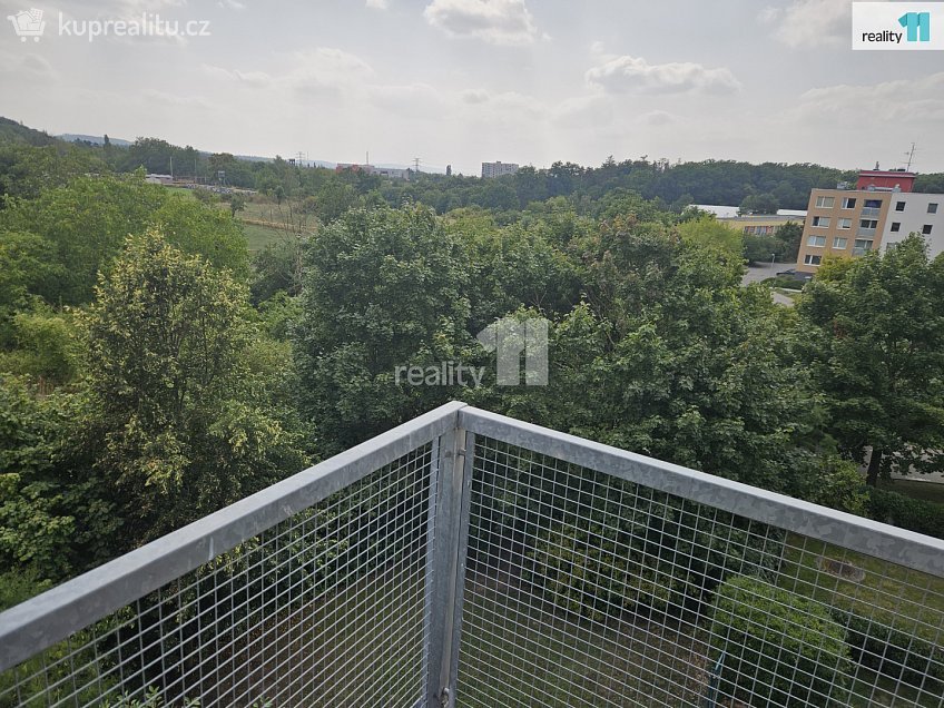 Pronájem bytu 2+kk 58 m^2 K lesu, Praha 12 