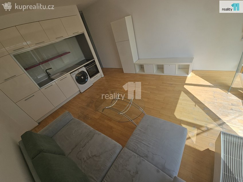 Pronájem bytu 2+kk 58 m^2 K lesu, Praha 12 