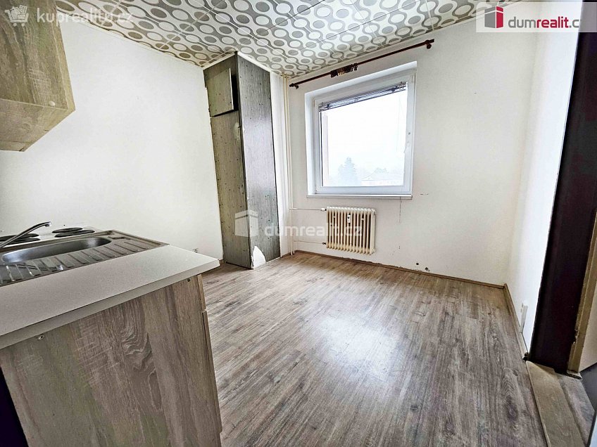Pronájem bytu 2+1 46 m^2 Příbramská, Verneřice 