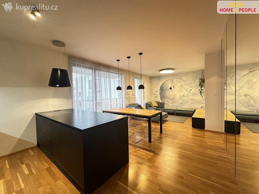 Pronájem bytu 4+kk 86 m^2 Nad Bání, Praha 8 