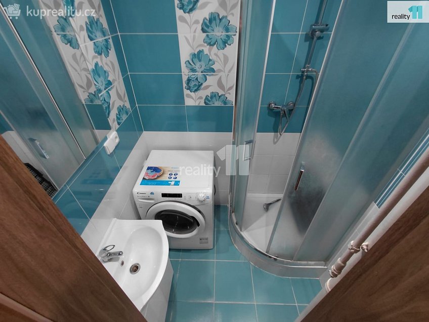 Pronájem bytu 2+1 55 m^2 Palackého, Aš 