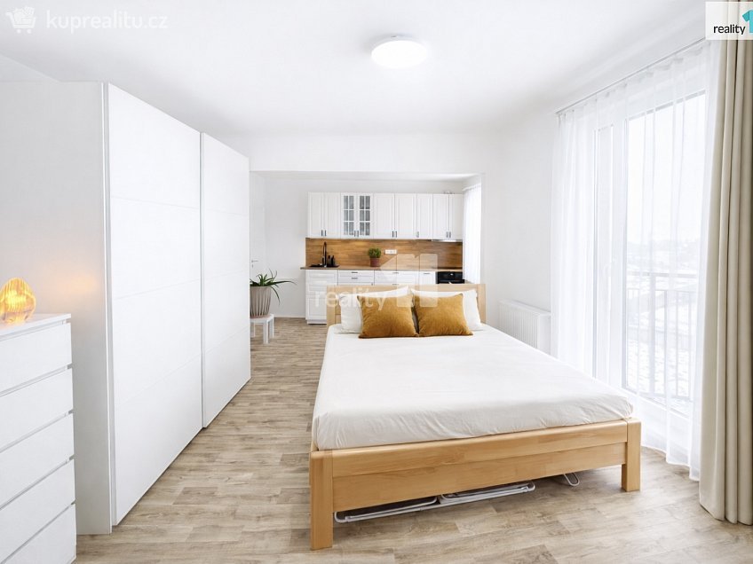 Prodej bytu 1+kk 38 m^2 Vestecká, Nehvizdy 