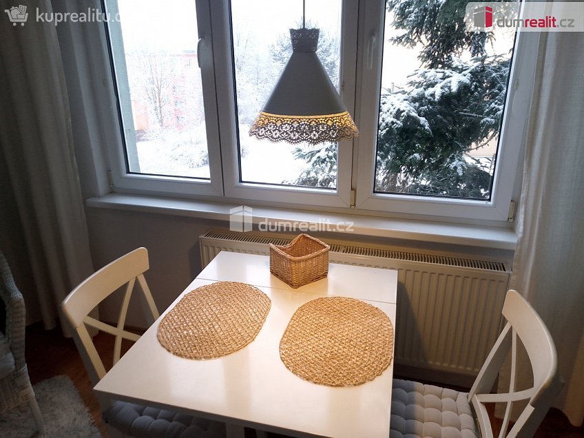 Pronájem bytu 2+1 61 m^2 Lomená, Karlovy Vary 