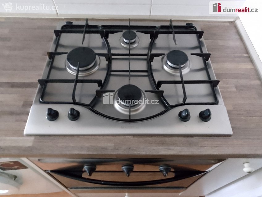 Pronájem bytu 2+1 61 m^2 Lomená, Karlovy Vary 