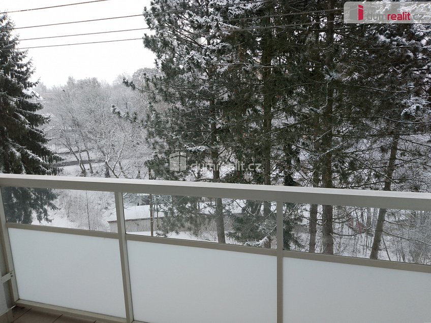 Pronájem bytu 2+1 61 m^2 Lomená, Karlovy Vary 