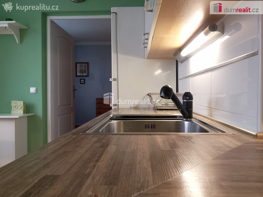 Pronájem bytu 2+1 61 m^2 Lomená, Karlovy Vary 