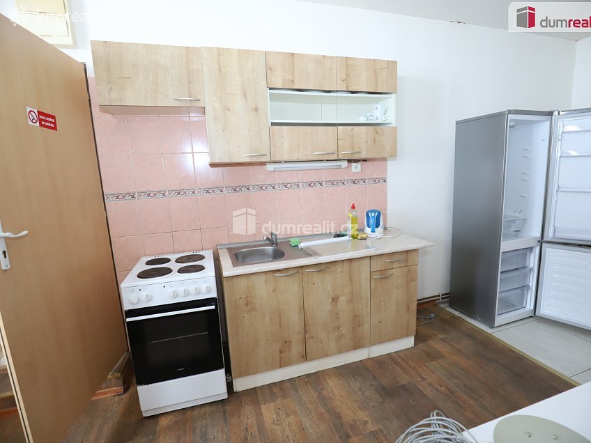 Pronájem bytu 3+1 65 m^2 Pod Panoramou, Mariánské Lázně 