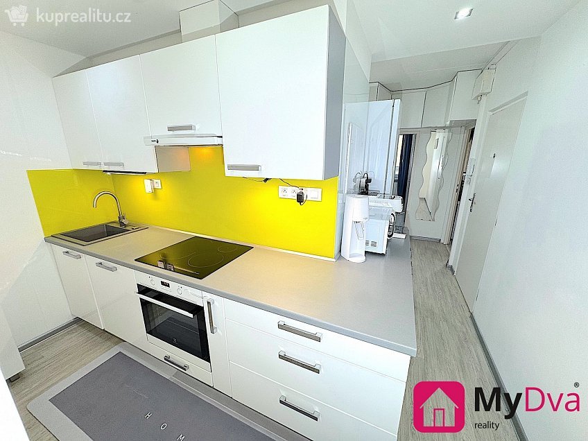 Prodej bytu 3+kk 54 m^2 Obránců míru, Třebíč 