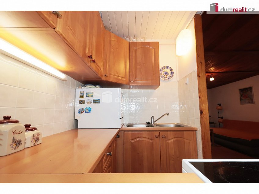 Prodej  chaty 60 m^2 Křečovice, Křečovice 