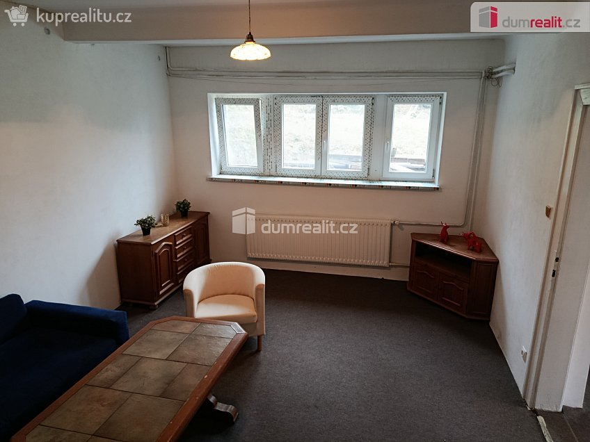 Pronájem bytu 2+1 50 m^2 Na Podkovce, Praha 4 