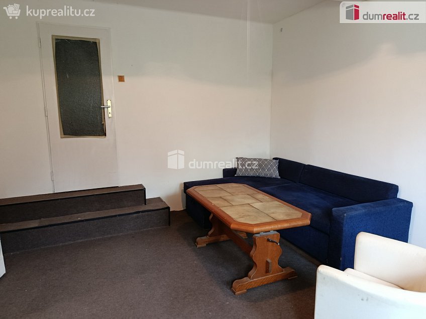 Pronájem bytu 2+1 50 m^2 Na Podkovce, Praha 4 