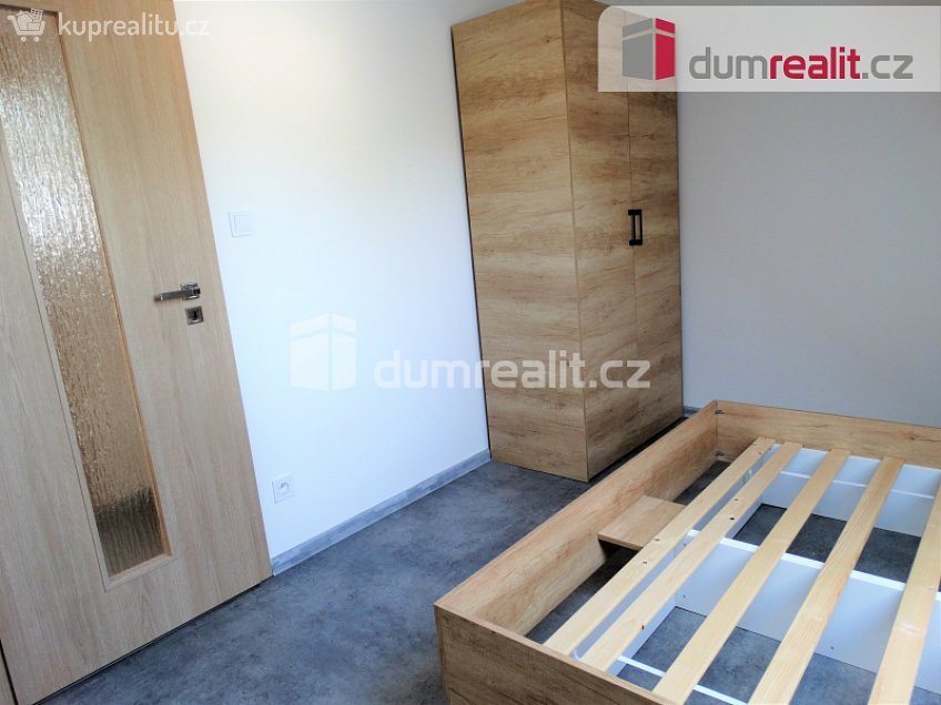 Pronájem bytu 2+kk 52 m^2 Vracovská, Bzenec 