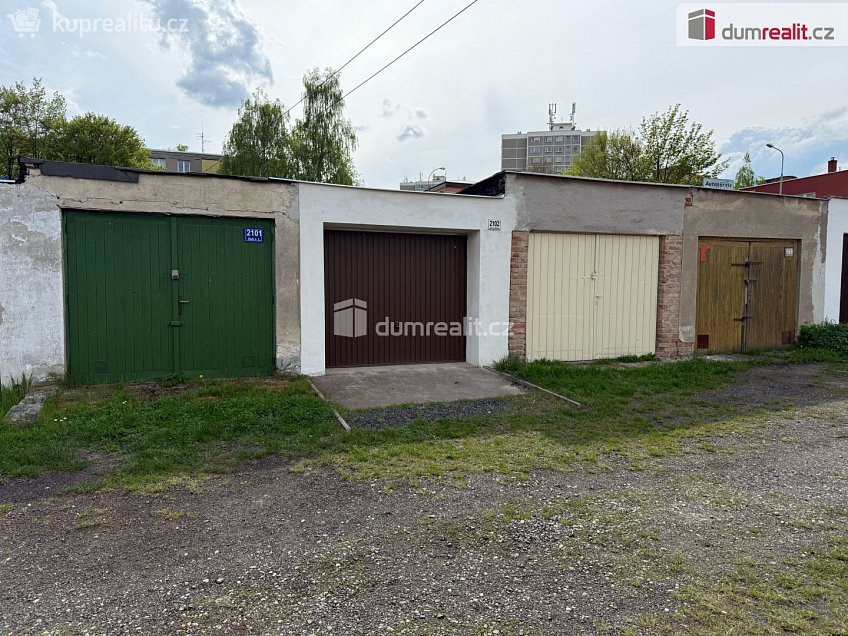 Pronájem  garáže 20 m^2 Dukelských hrdinů, Ústí nad Labem 