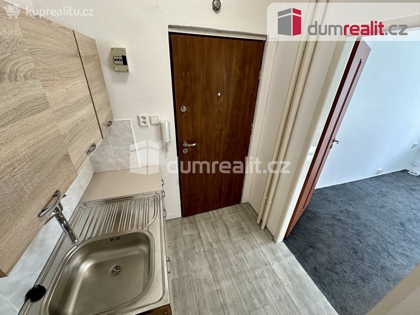 Pronájem bytu 1+kk 21 m^2 Moskevská, Ústí nad Labem 