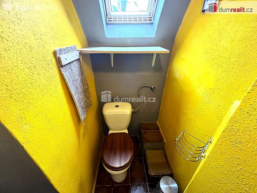 Prodej bytu 3+kk 80 m^2 Valdštejnova, Cheb 