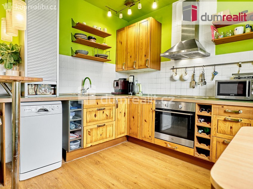 Prodej bytu 2+1 62 m^2 Lidická, Ostrov 