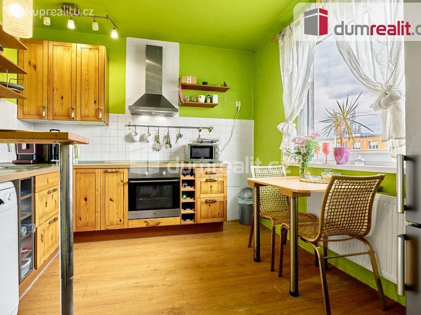 Prodej bytu 2+1 62 m^2 Lidická, Ostrov 