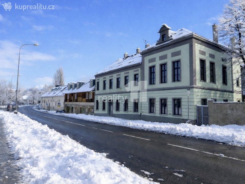 Pronájem bytu 3+kk 78 m^2 Drnovská, Praha 6 