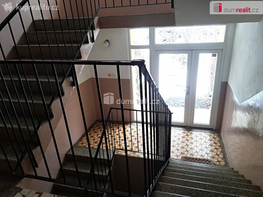 Pronájem bytu 1+1 37 m^2 Šumavská, Ústí nad Labem 