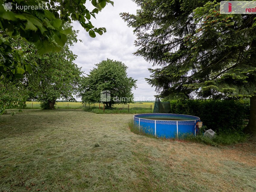 Prodej  zahrady 1647 m^2 Řepín, Řepín 