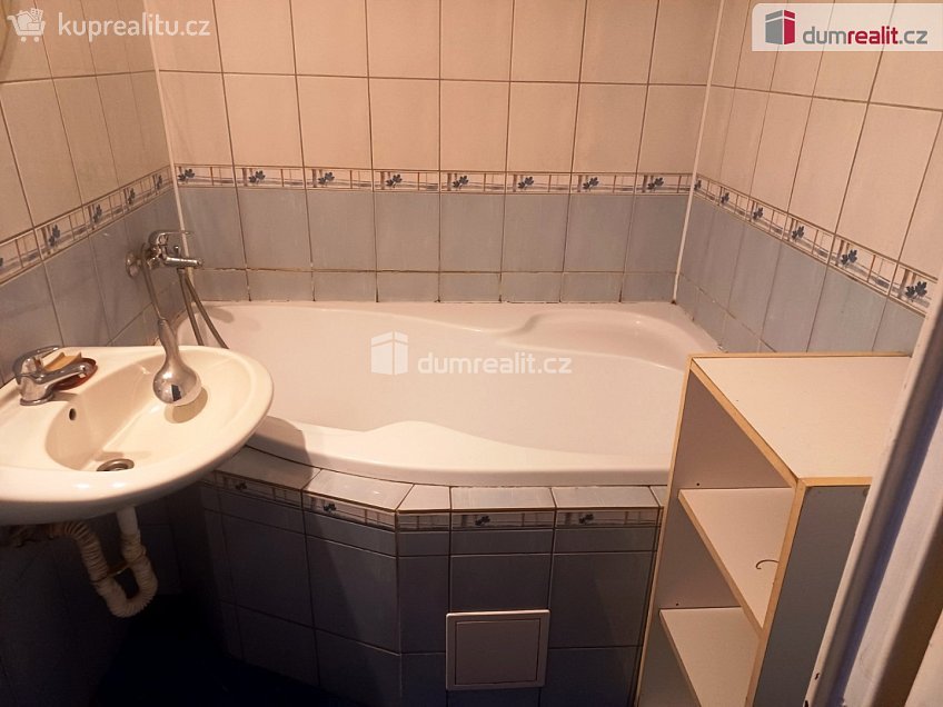 Pronájem bytu 4+1 92 m^2 Spartakiádní, Ústí nad Labem 
