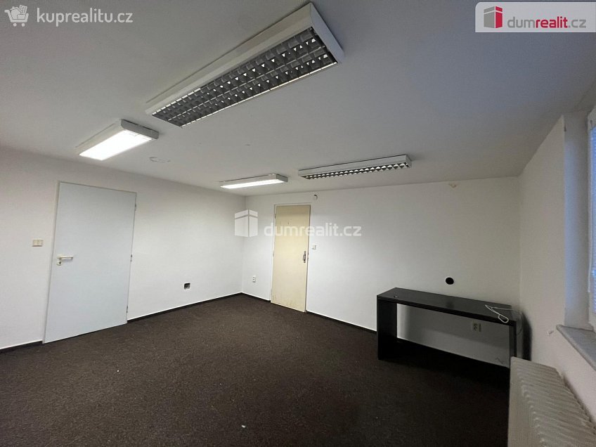 Pronájem  kanceláře 19 m^2 Hrnčířská, Opava 