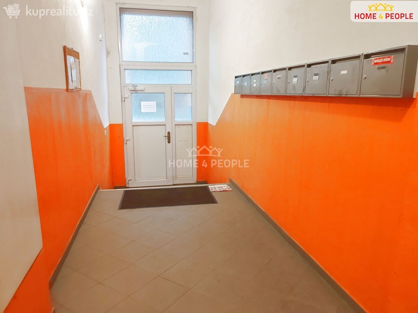 Prodej bytu 2+1 85 m^2 Americká, Cheb 