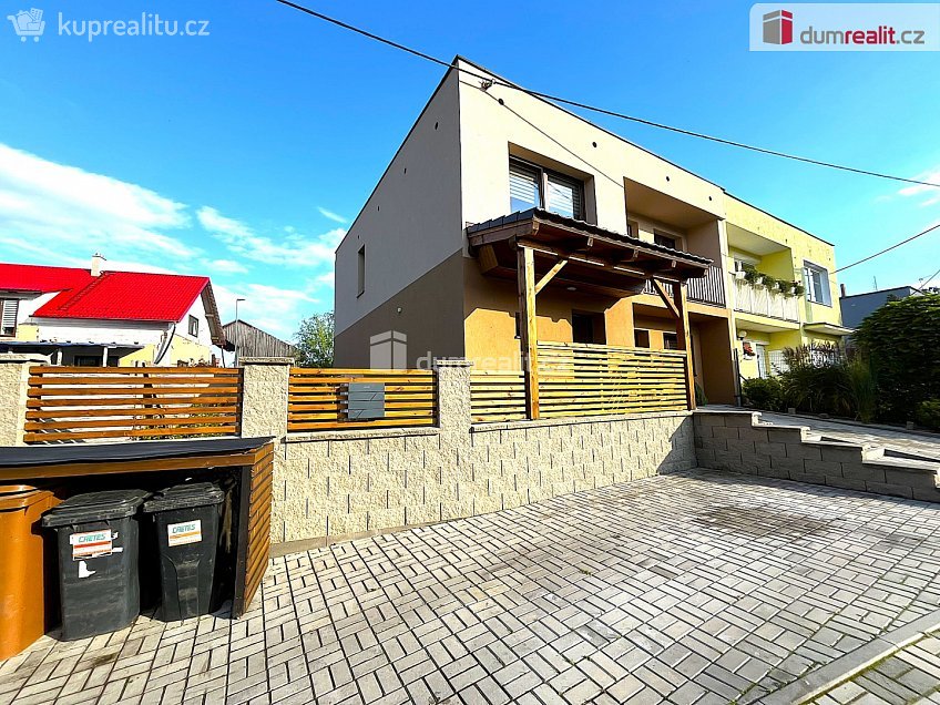 Prodej  rodinného domu 140 m^2 Cheb, Cheb 