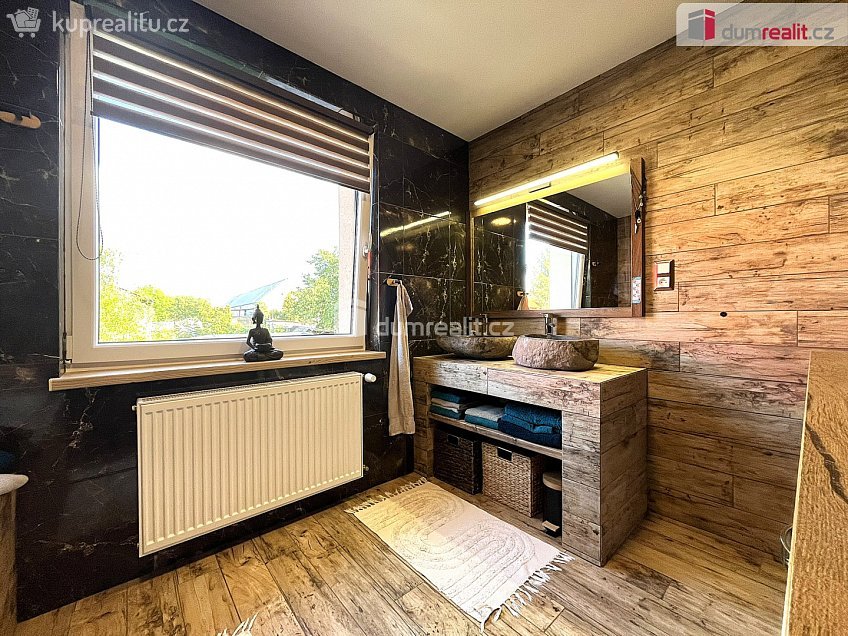 Prodej  rodinného domu 140 m^2 Cheb, Cheb 