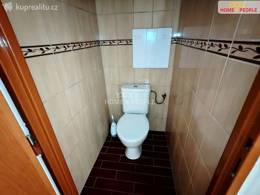 Prodej bytu 3+1 86 m^2 K Cihelně, Přeštice 