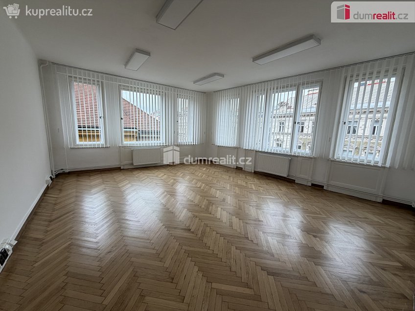 Pronájem  kanceláře 82 m^2 Vodičkova, Praha 1 