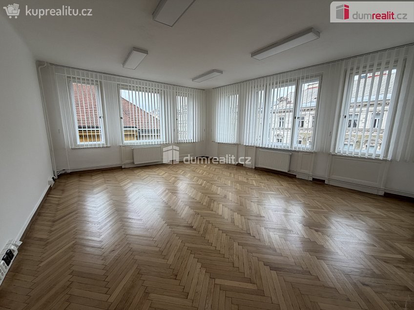 Pronájem  kanceláře 82 m^2 Vodičkova, Praha 1 