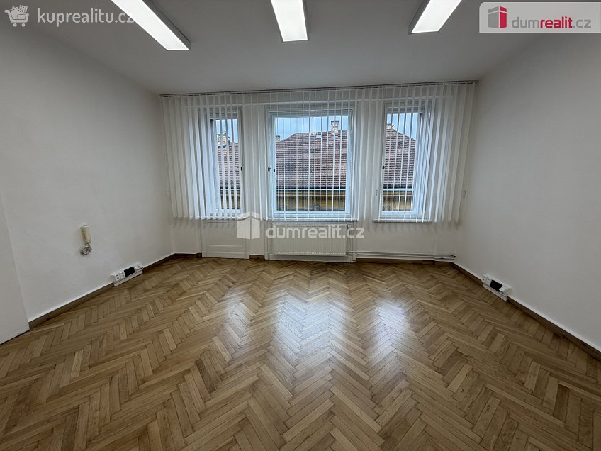 Pronájem  kanceláře 35 m^2 Vodičkova, Praha 1 