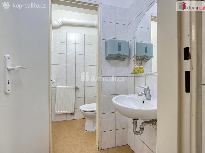 Pronájem bytu 3+kk 100 m^2 Janáčkova, Neratovice 